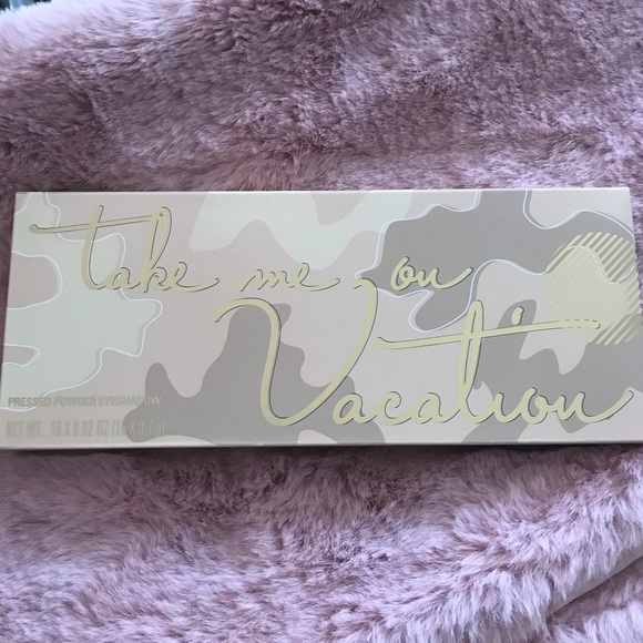Kylie Cosmetics Vacation Eyeshadow Palette - Picture 2 of 5